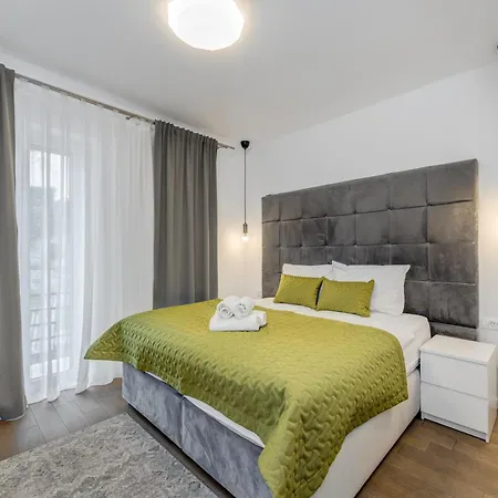 Finn Luxury Apartment *